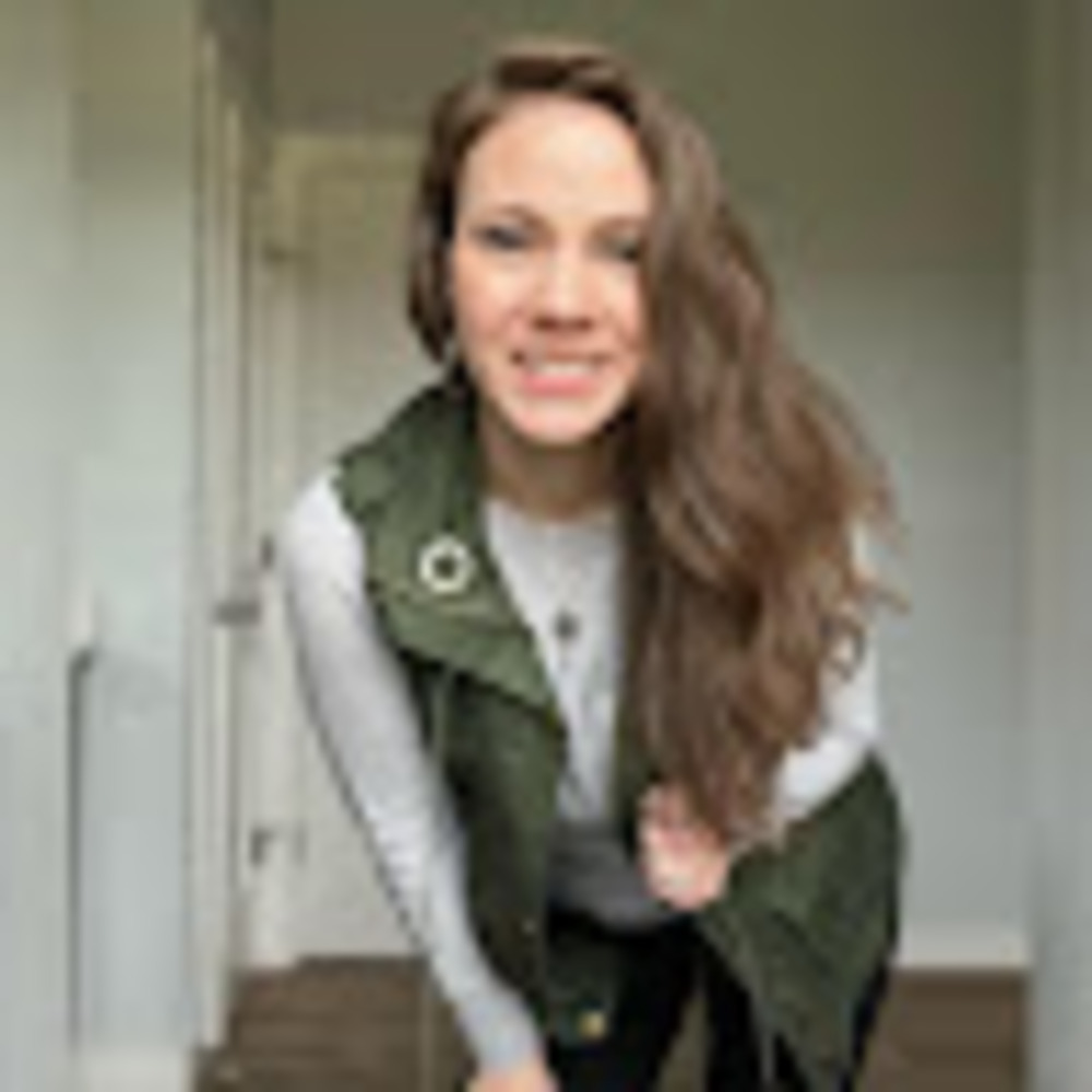 Meet your Posher, Jennifer